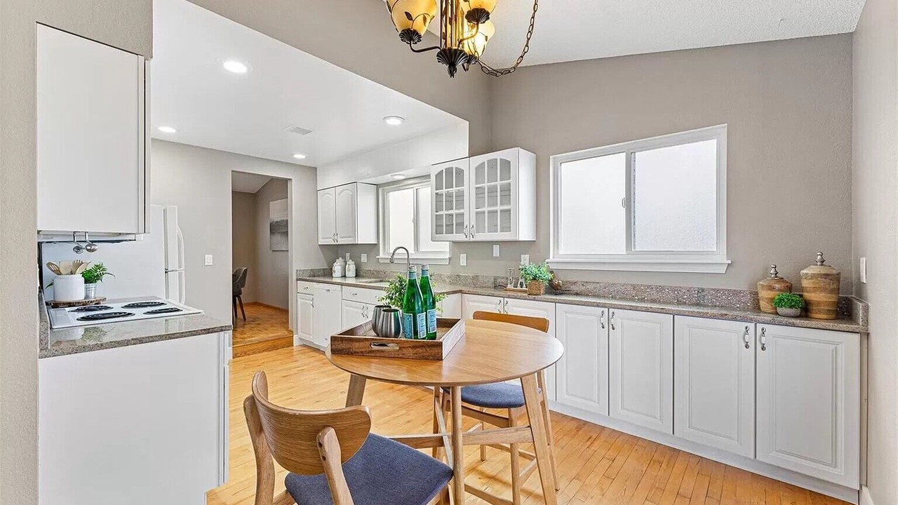 Photo of Kitchen in Aurora Highlands