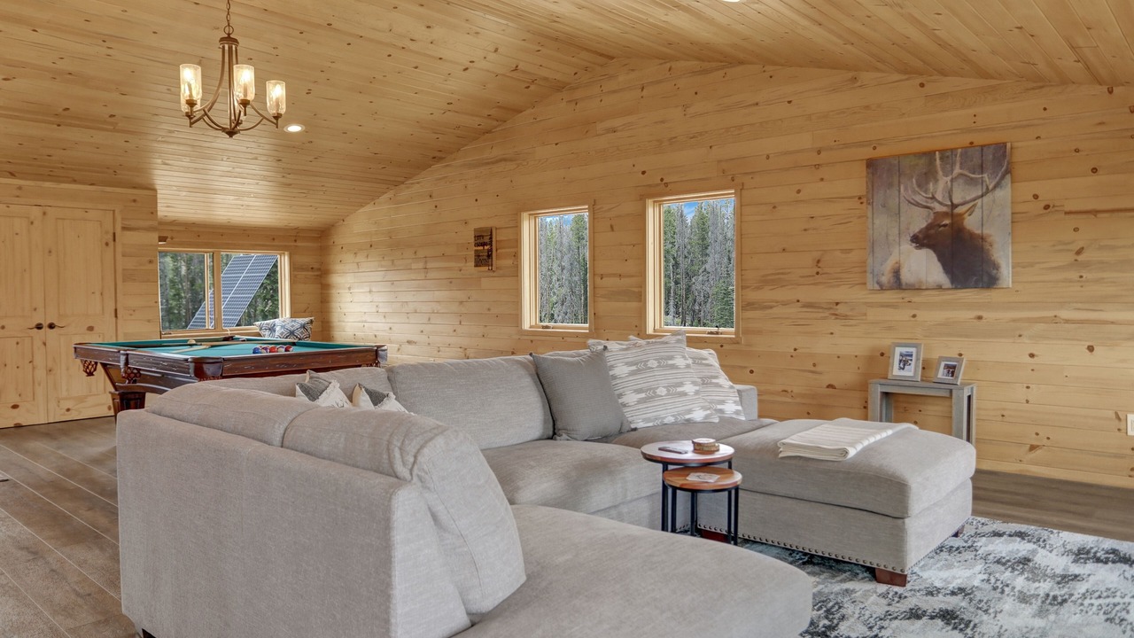 Photo of Livingroom in Eagle County
