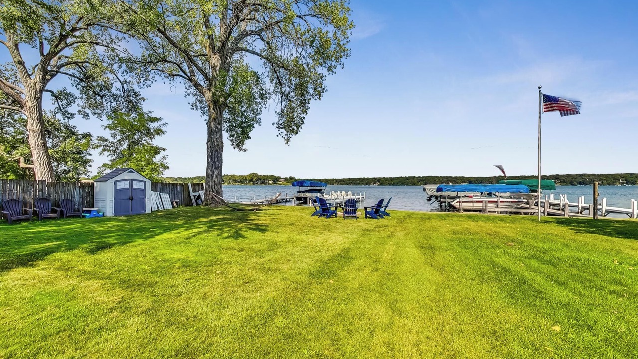 Photo of Others in Delavan Lake