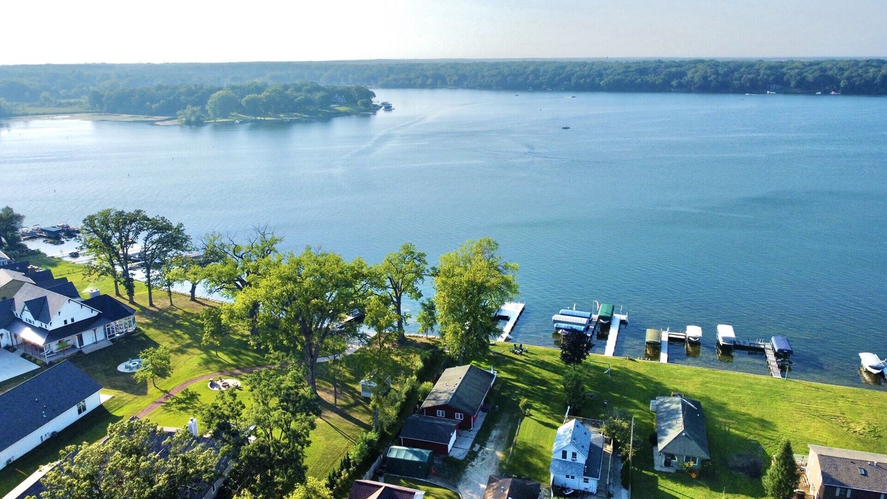 Photo of Outdoor in Delavan Lake
