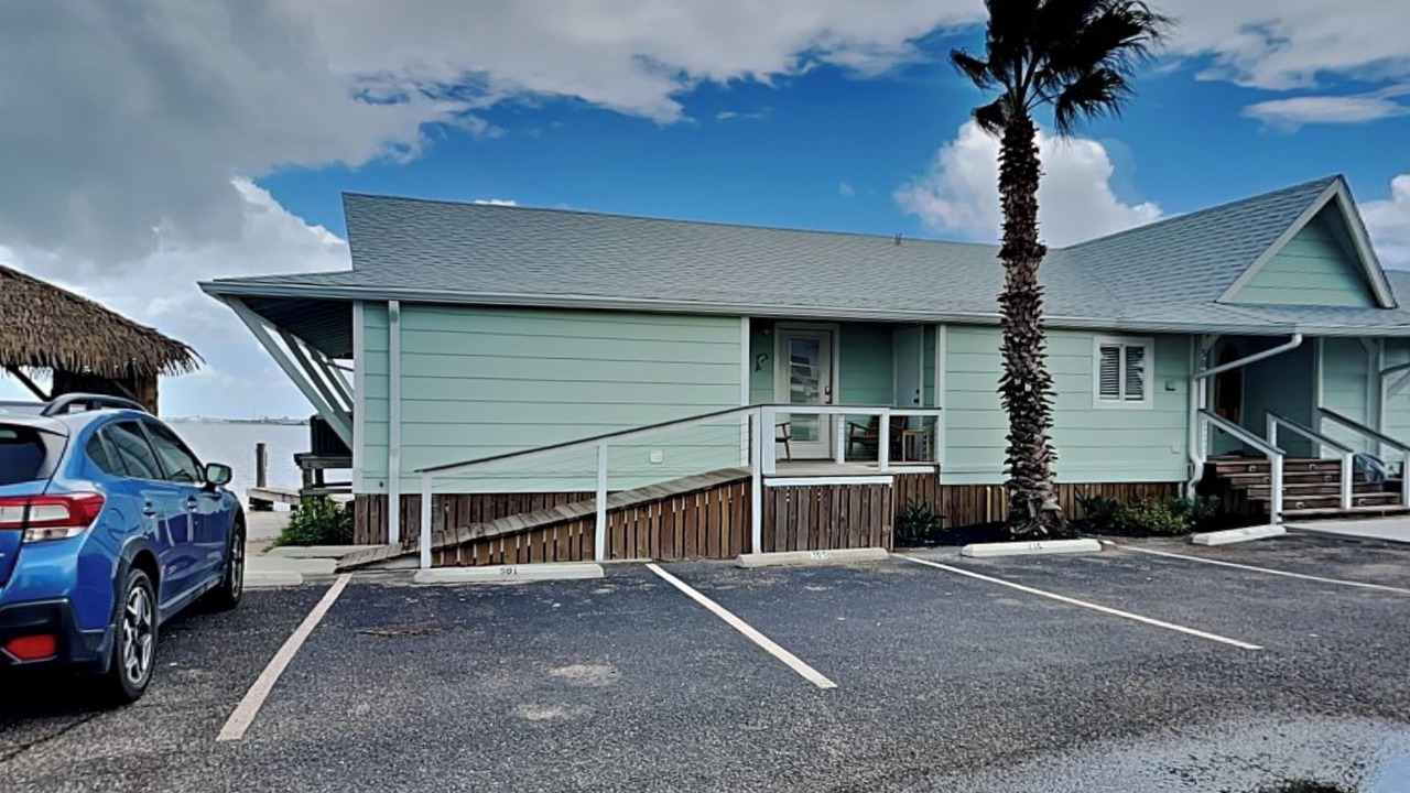 Photo of Outdoor in Key Allegro