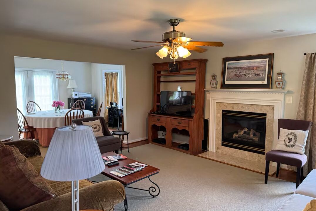 Photo of Livingroom in Fauquier County