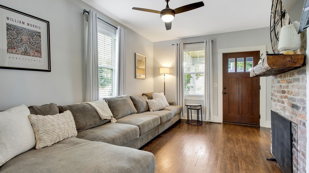 Photo of Livingroom in North Nashville