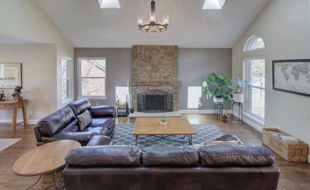 Photo of Livingroom in Castle Pines North