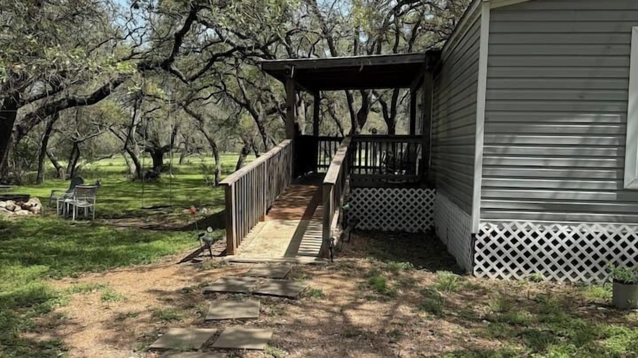 Photo of Outdoor in Spring Branch