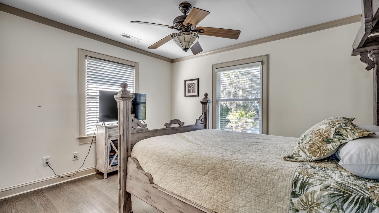 Photo of Bedroom in Golden Mile