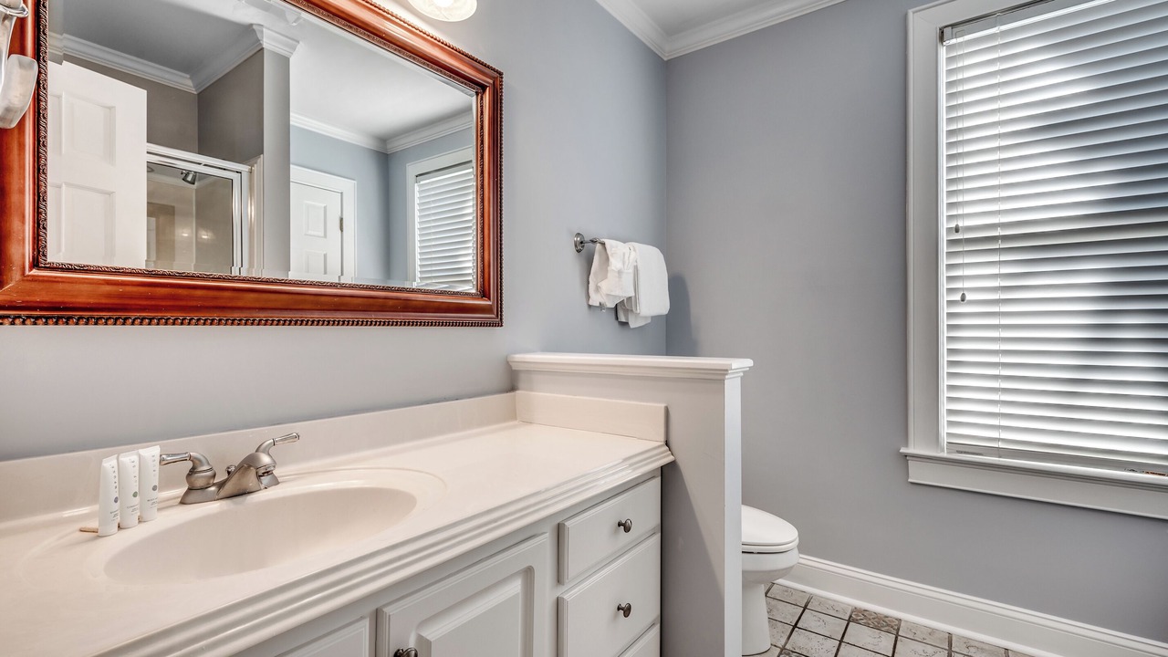 Photo of Bathroom in Golden Mile