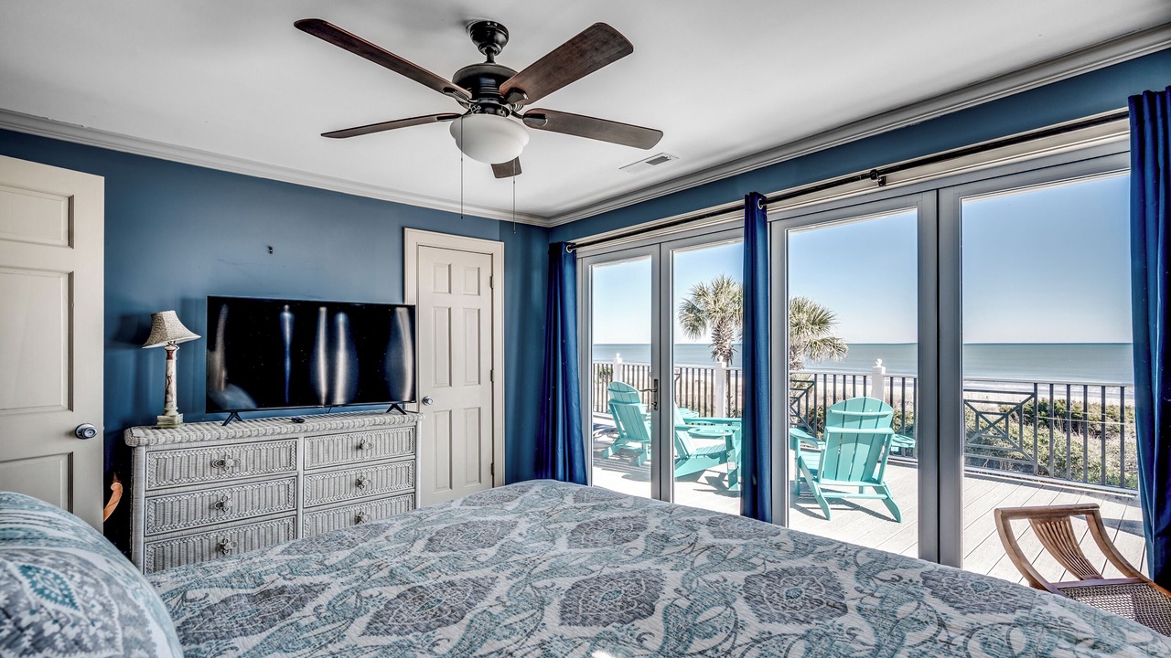 Photo of Bedroom in Golden Mile
