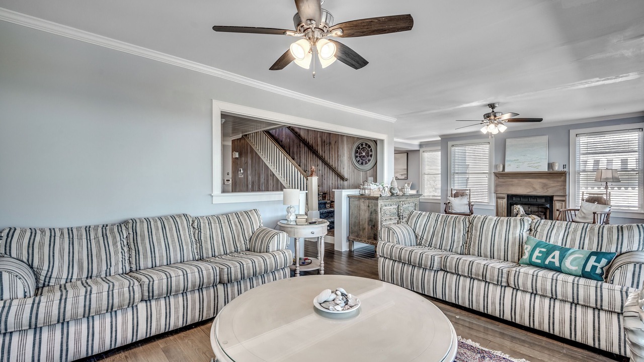 Photo of Livingroom in Golden Mile