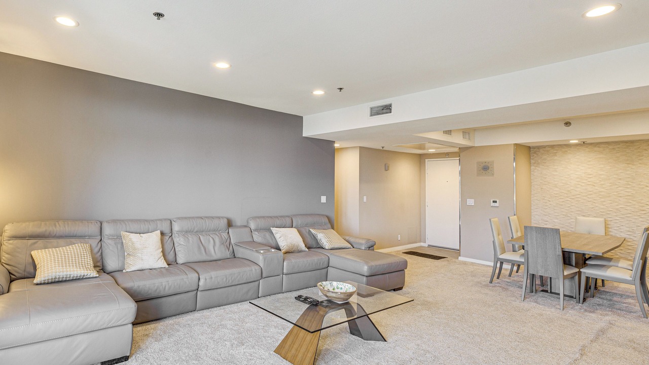 Photo of Livingroom in Hollywood Hills