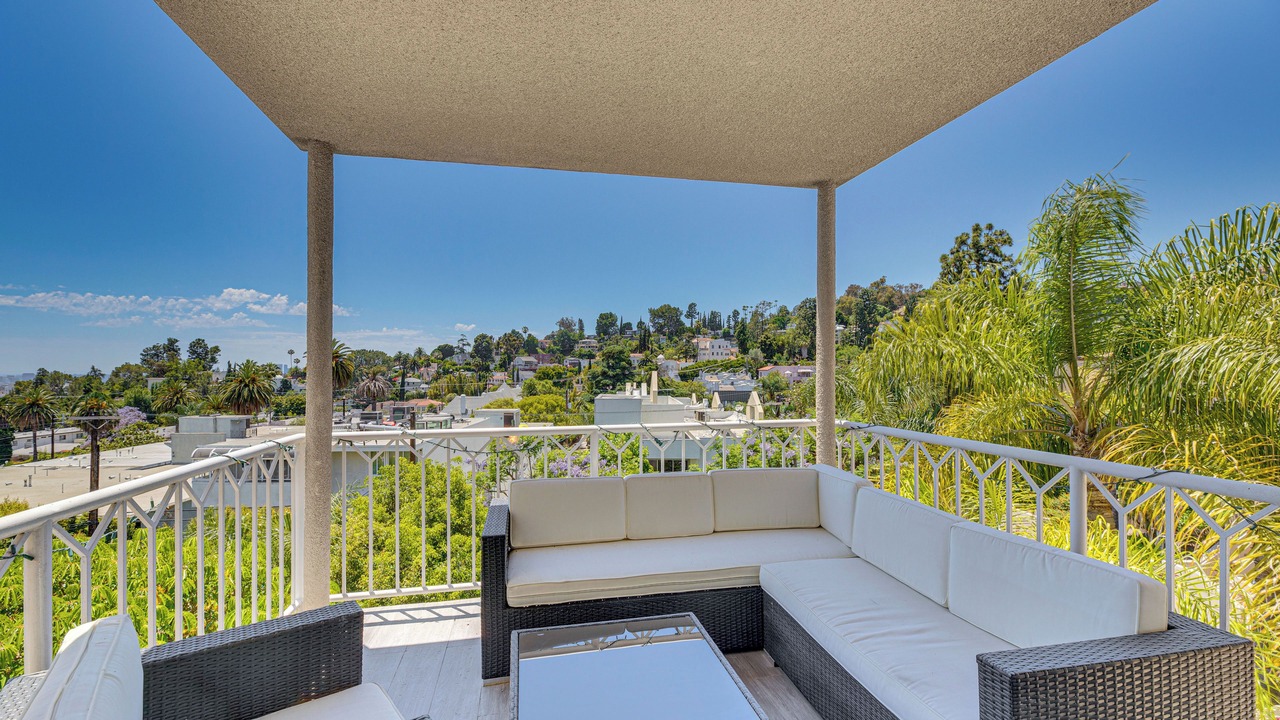 Photo of Patio Balcony in Hollywood Hills