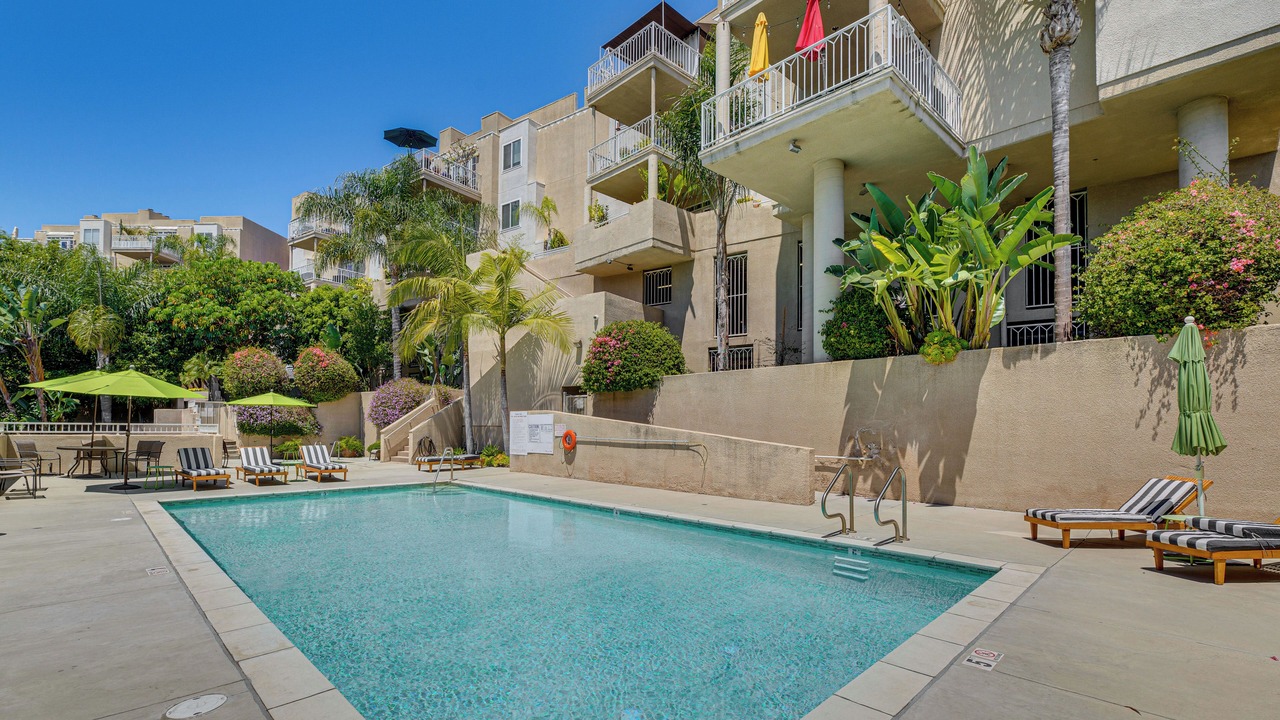 Photo of Outdoor in Hollywood Hills