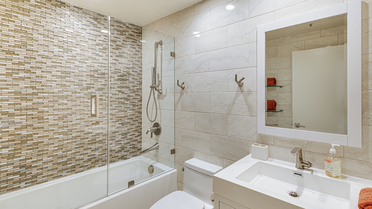 Photo of Bathroom in Hollywood Hills