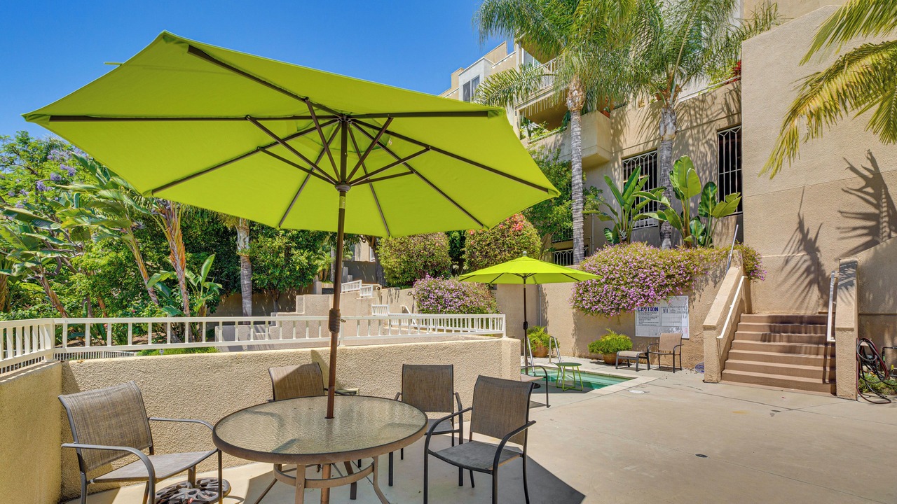 Photo of Outdoor in Hollywood Hills