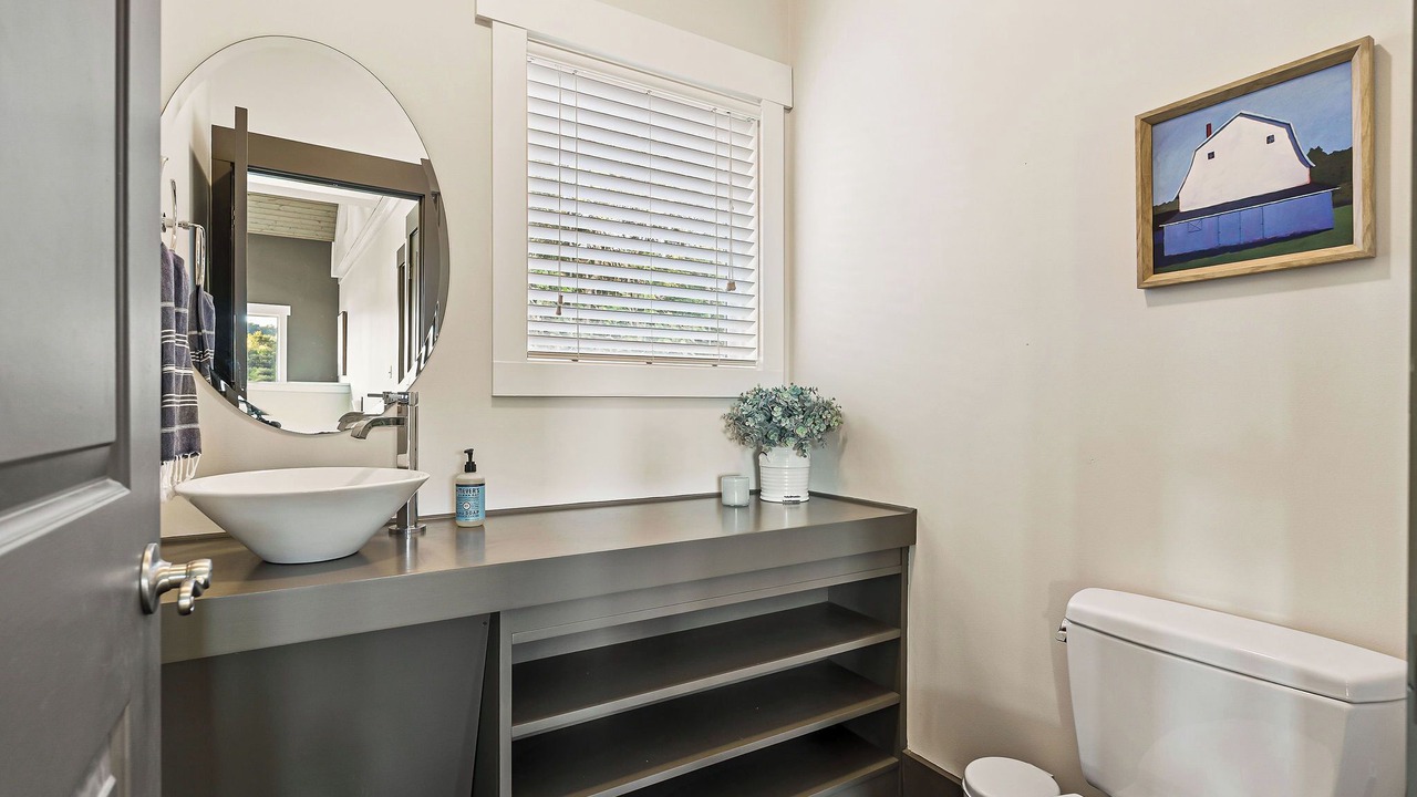 Photo of Bathroom in Smithville