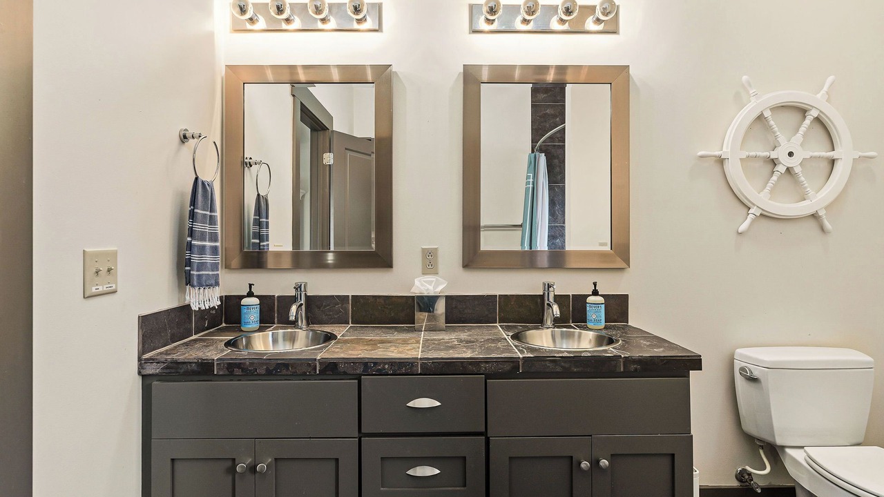 Photo of Bathroom in Smithville