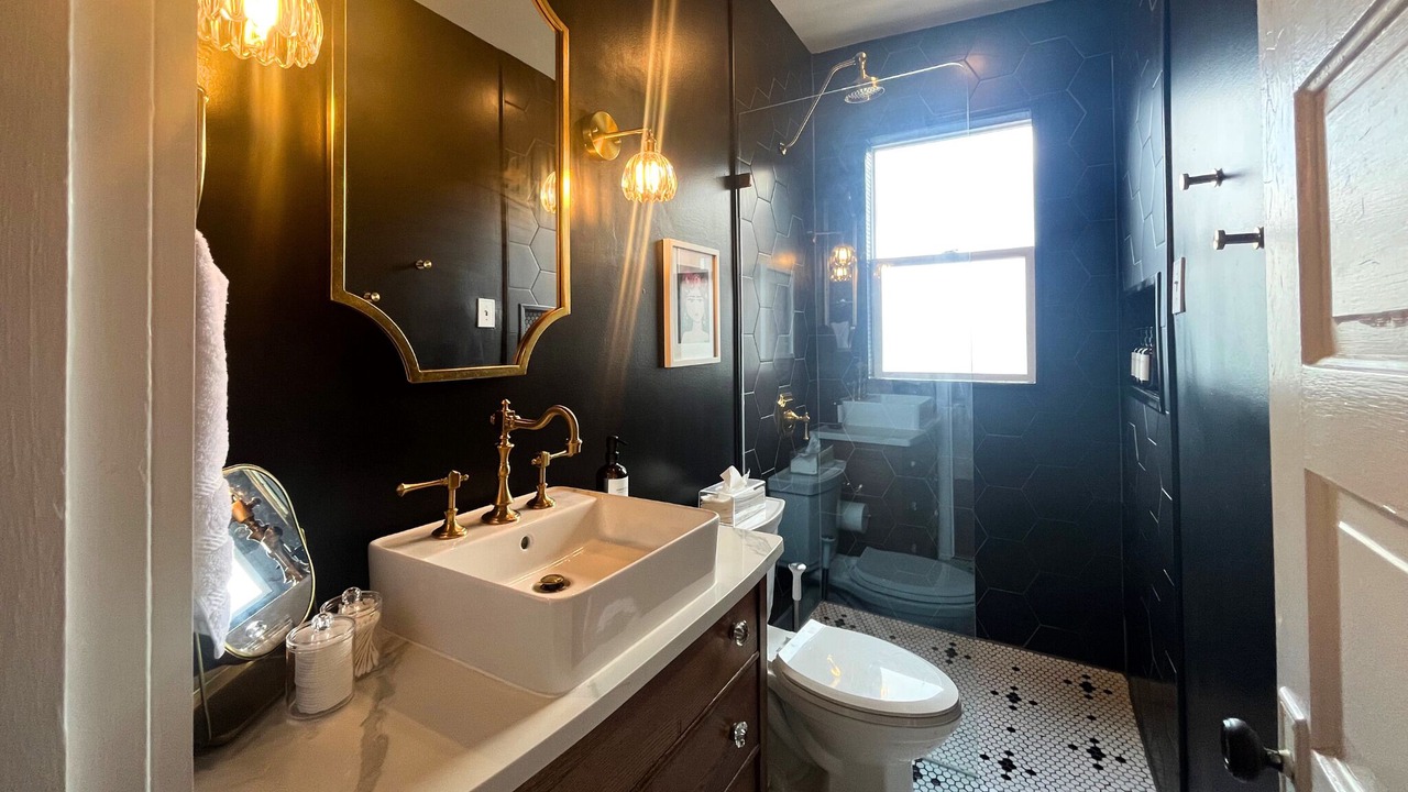 Photo of Bathroom in Hyde Park