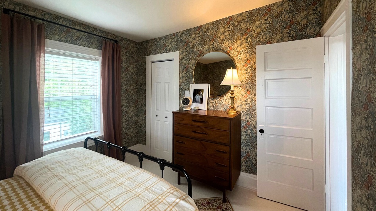 Photo of Bedroom in Hyde Park