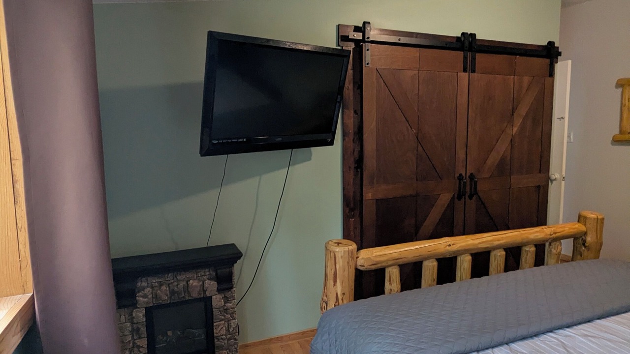 Photo of Bedroom in Ontonagon