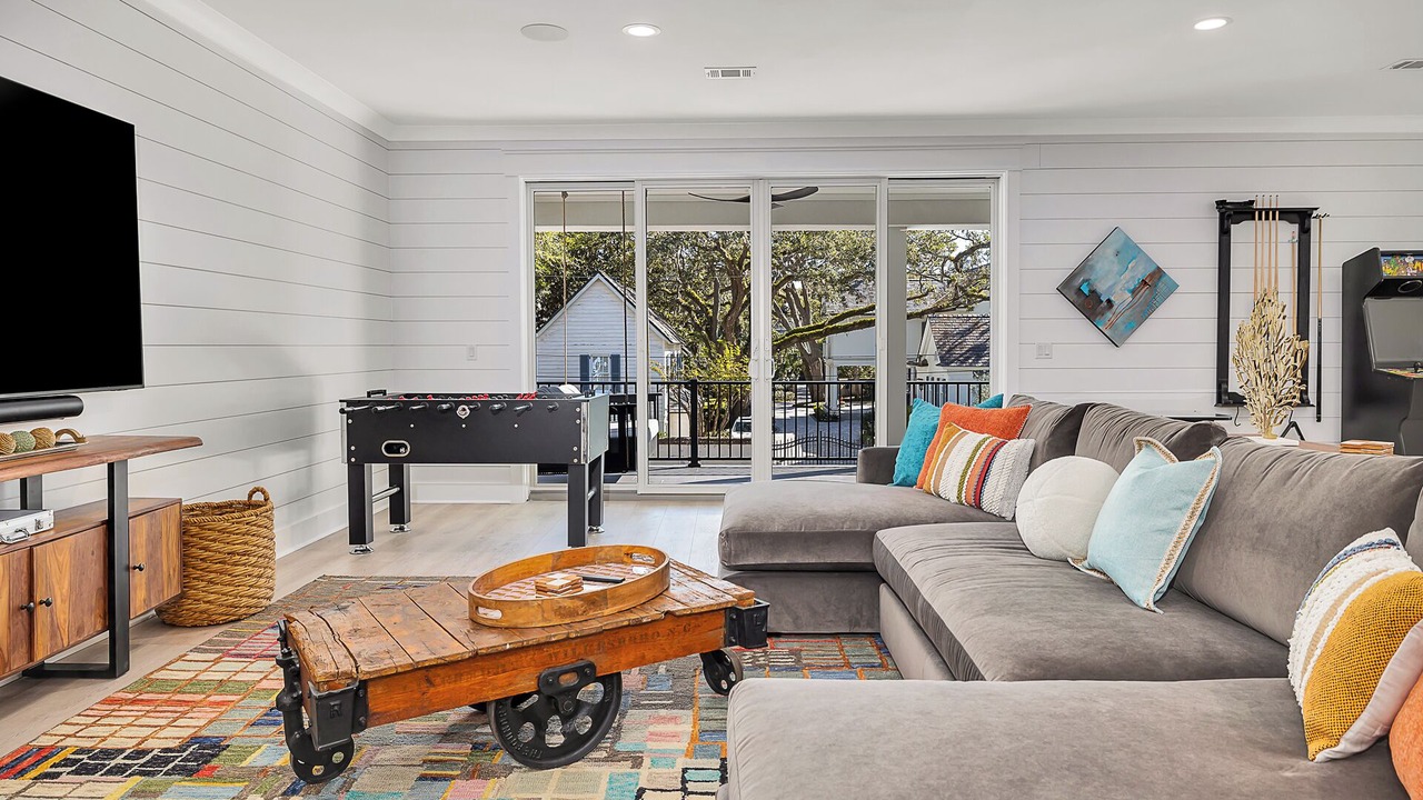Photo of Livingroom in King City