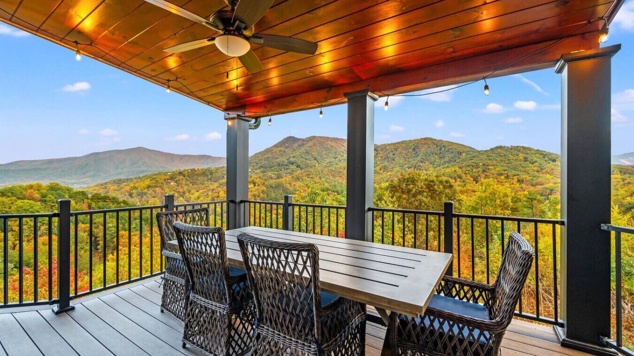 Photo of Outdoor in Townsend
