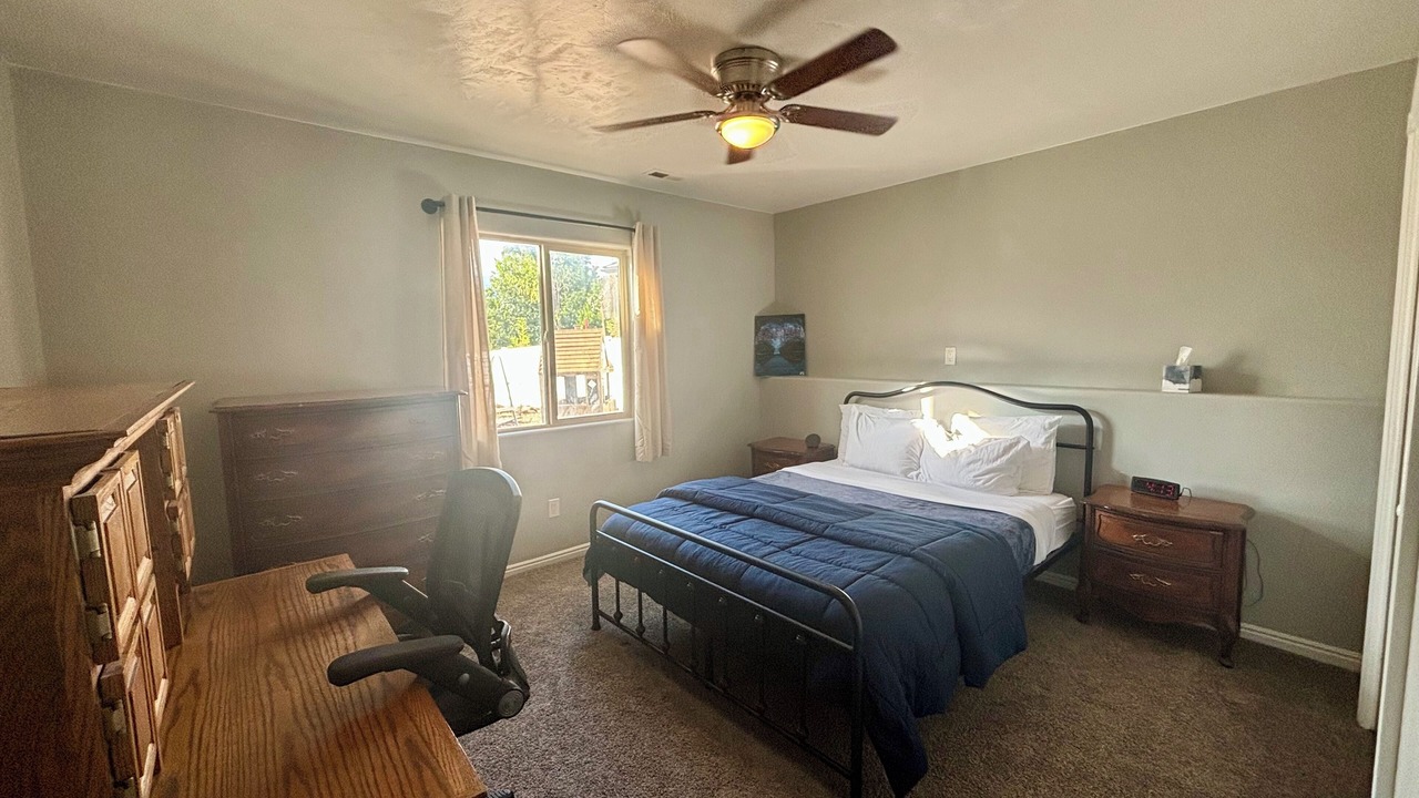 Photo of Bedroom in Toquerville