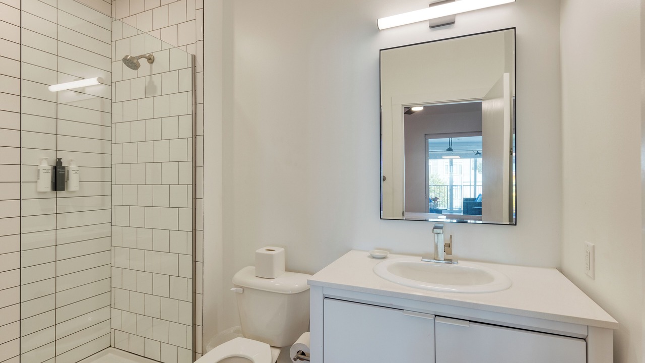Photo of Bathroom in Historic Edgefield