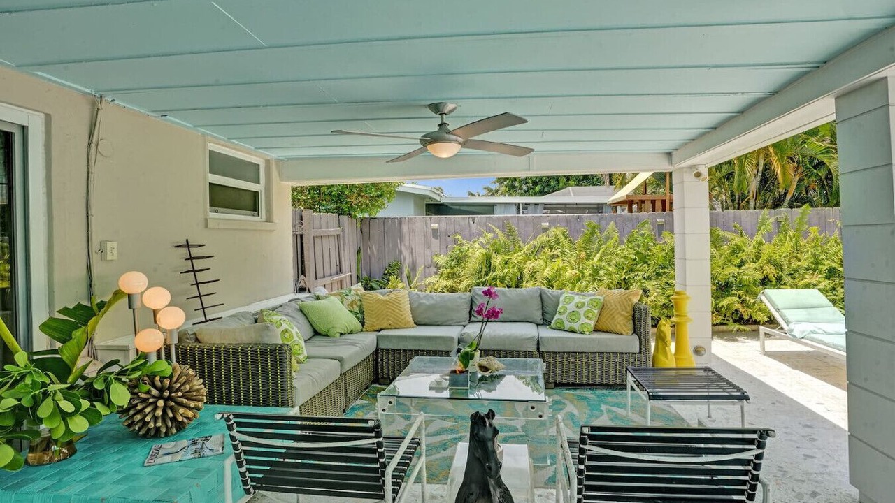 Photo of Patio Balcony in North Corals