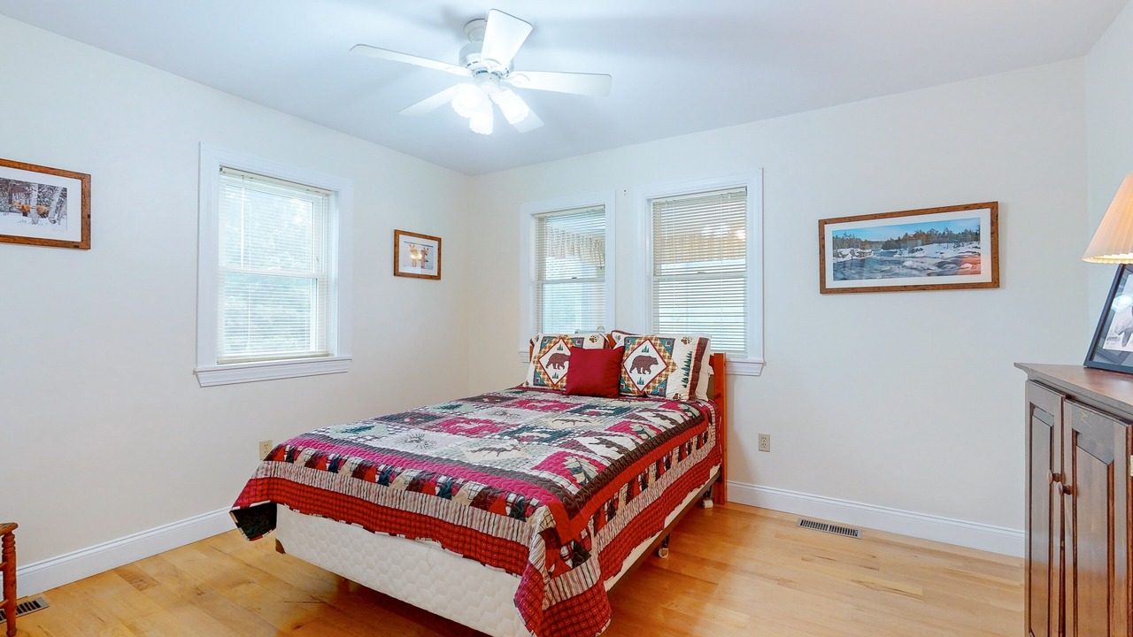 Photo of Bedroom in Cushing