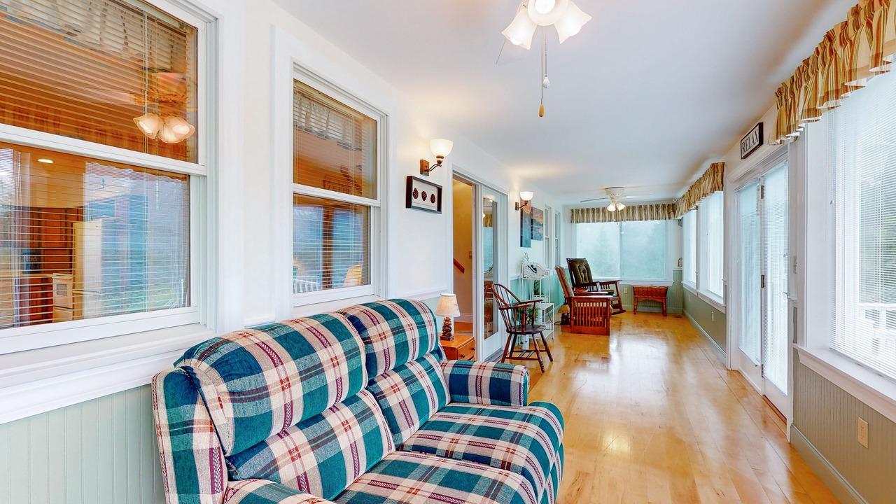 Photo of Livingroom in Cushing