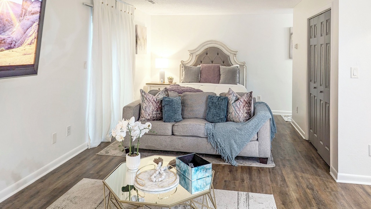 Photo of Livingroom in Huntsville