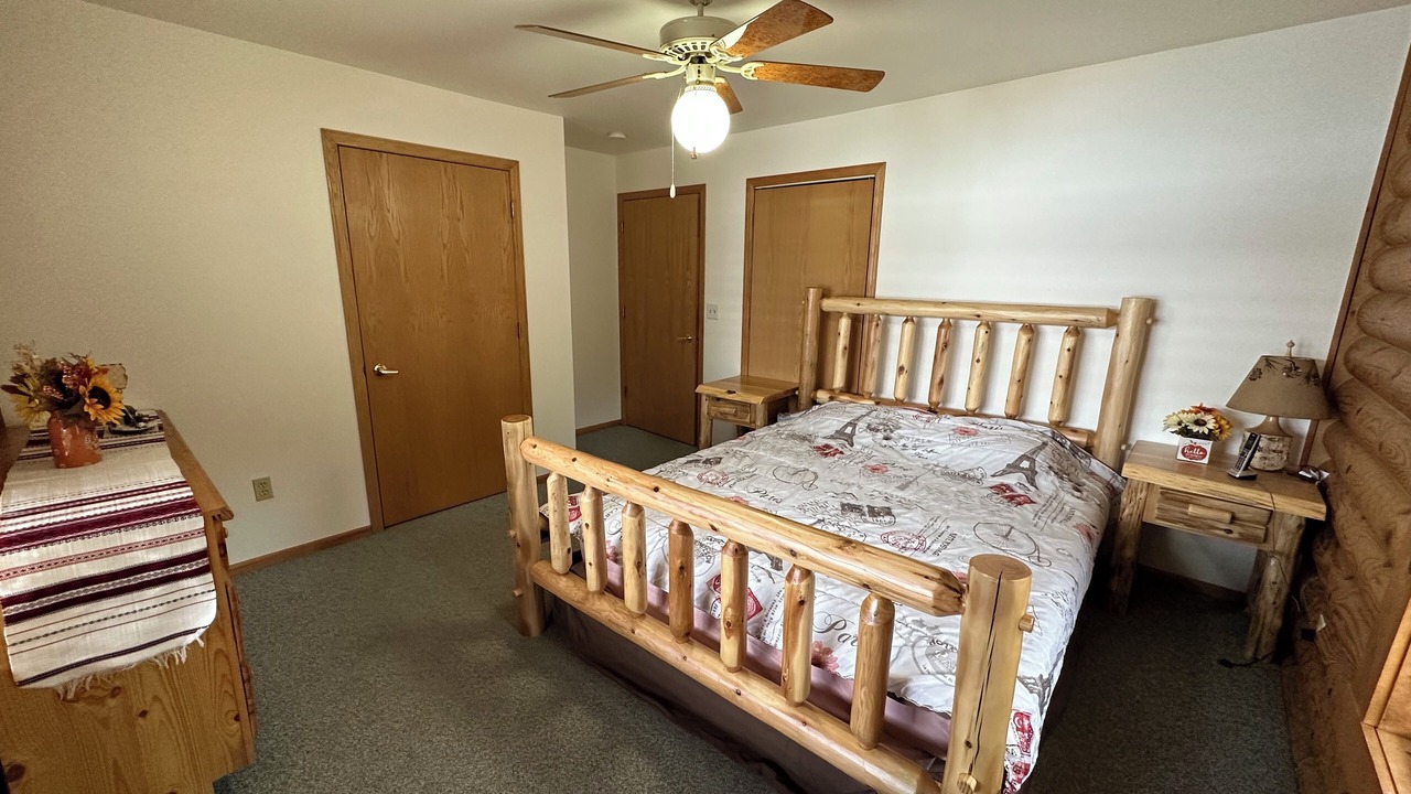 Photo of Bedroom in National Mine