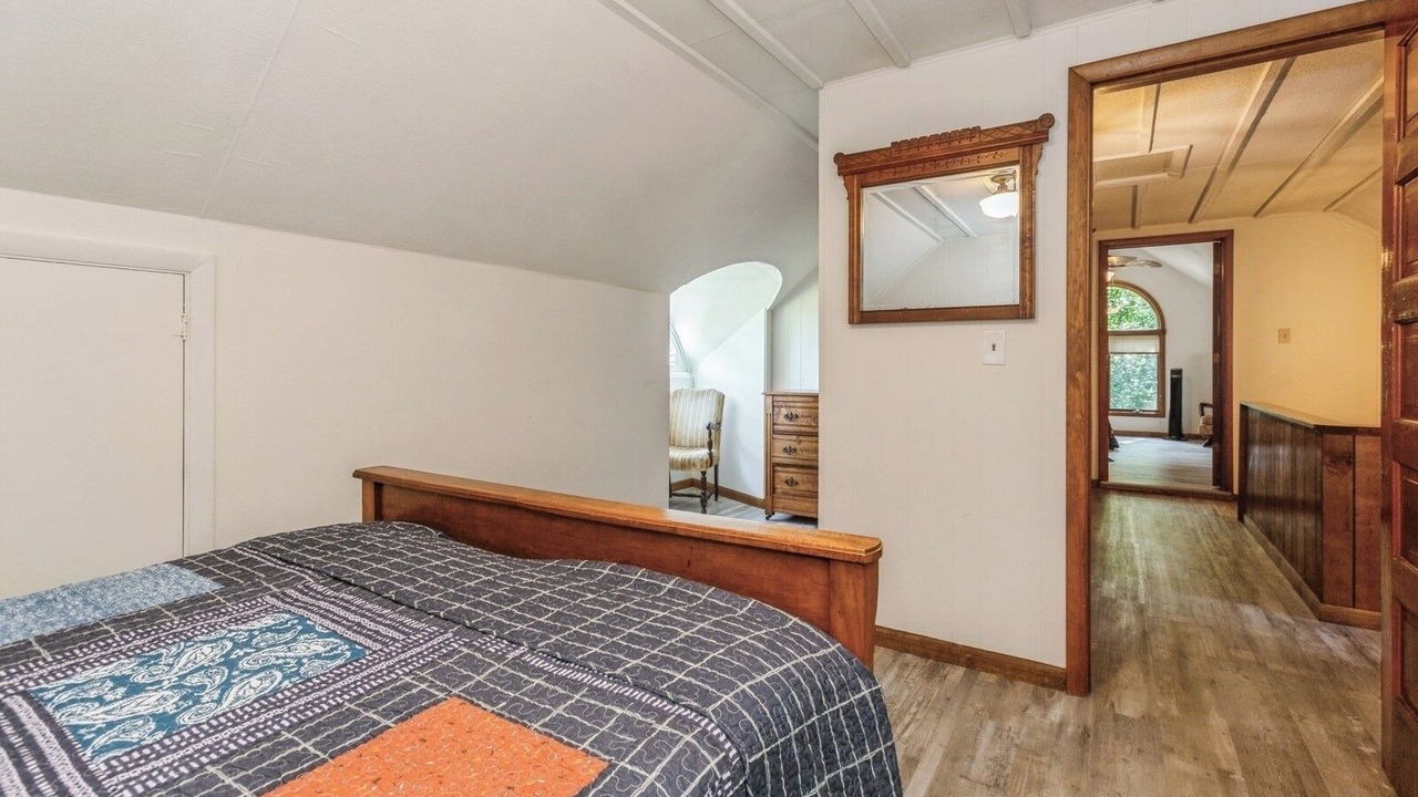 Photo of Bedroom in Fair Plain