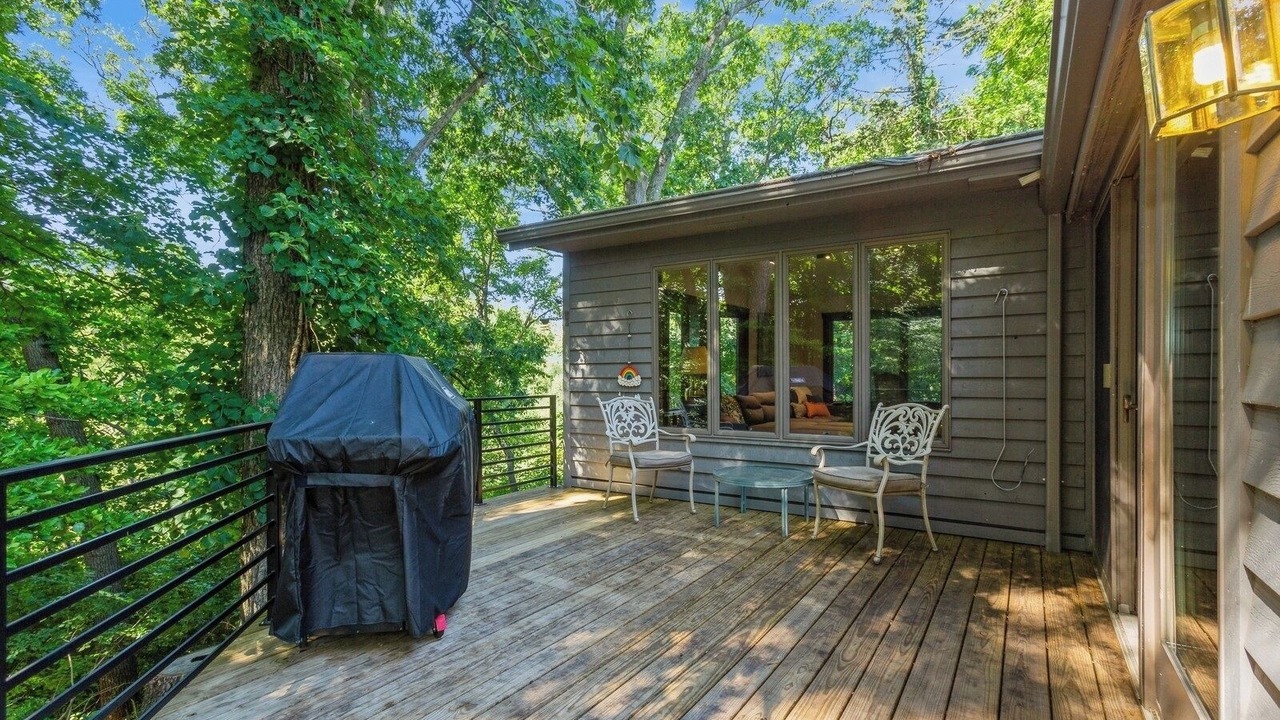 Photo of Patio Balcony in Fair Plain