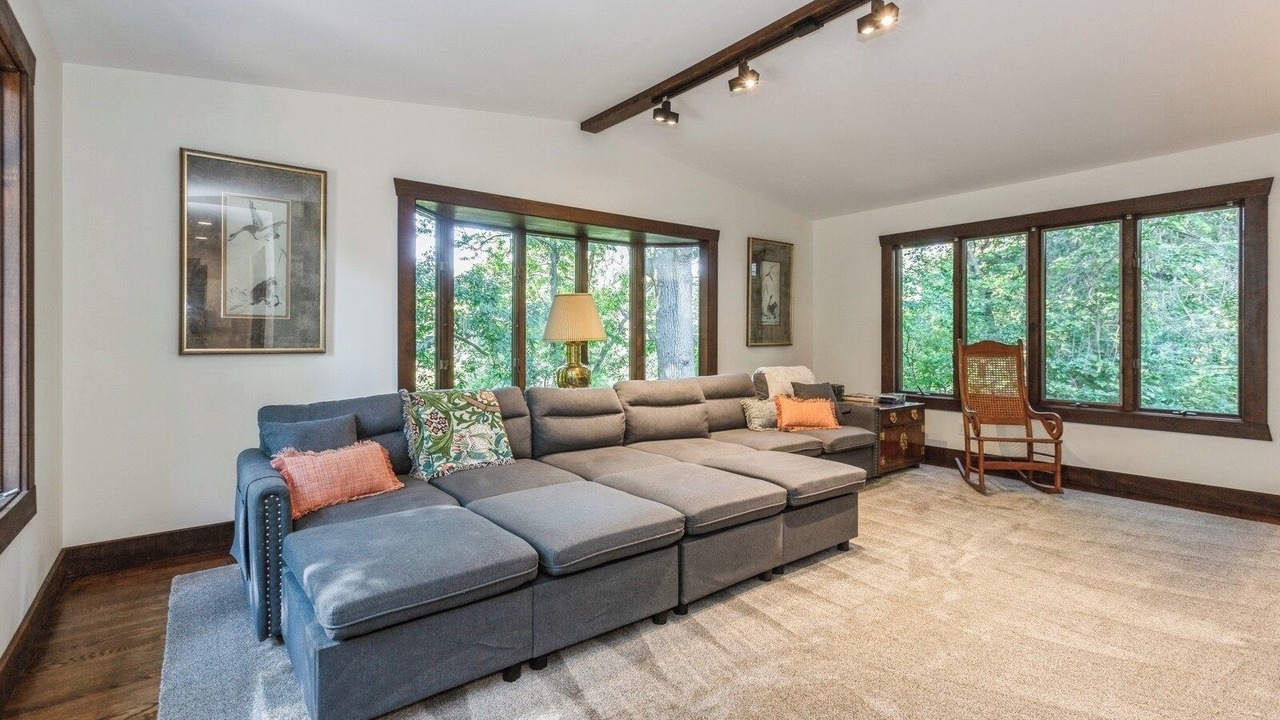 Photo of Livingroom in Fair Plain