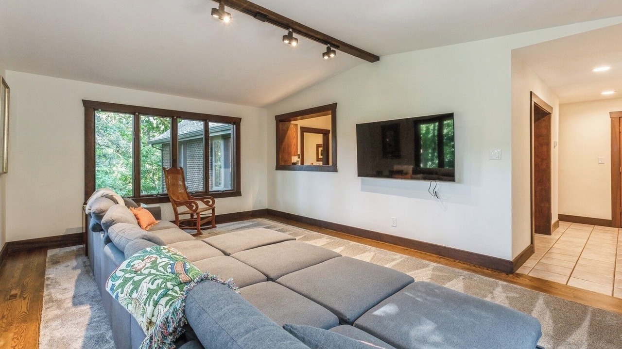 Photo of Livingroom in Fair Plain