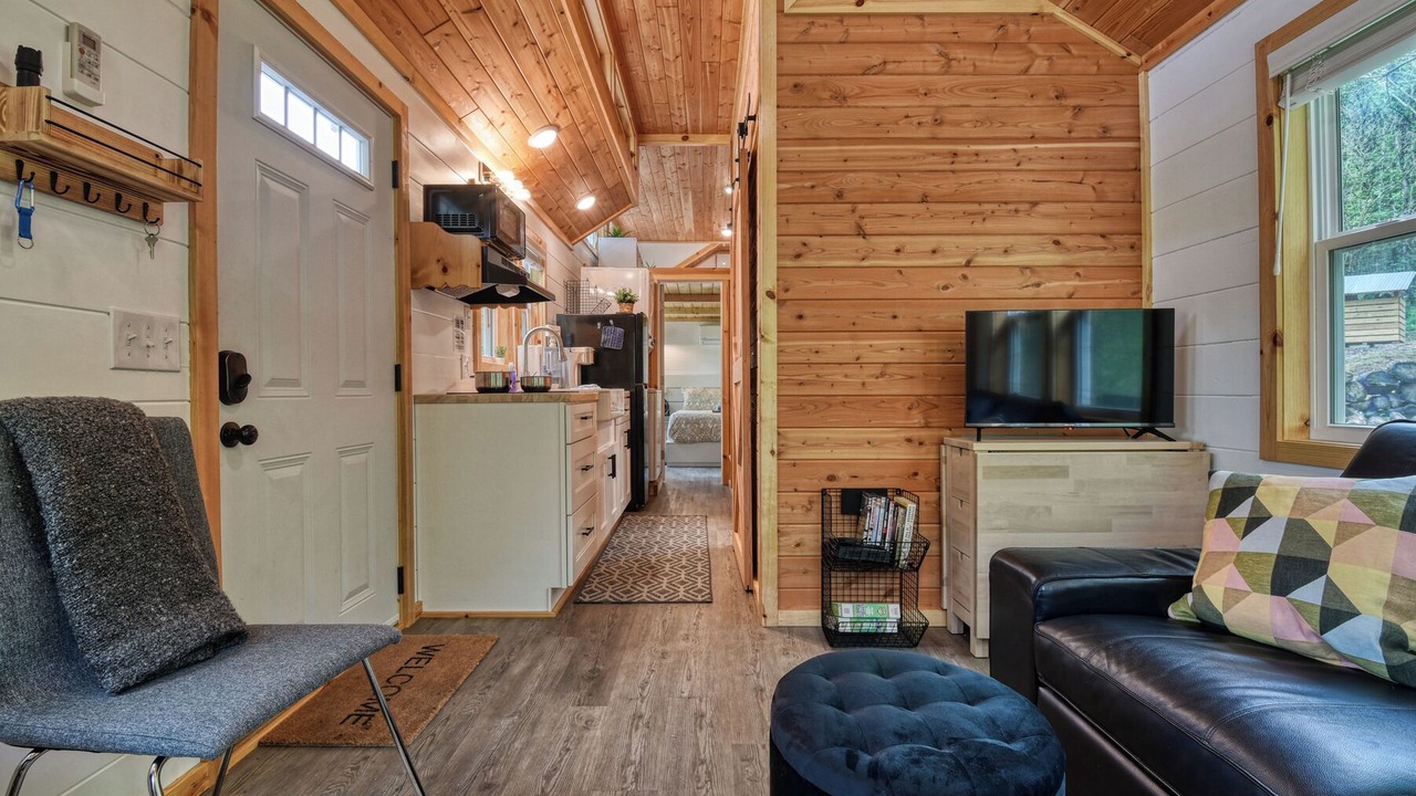 Photo of Livingroom in Cosby