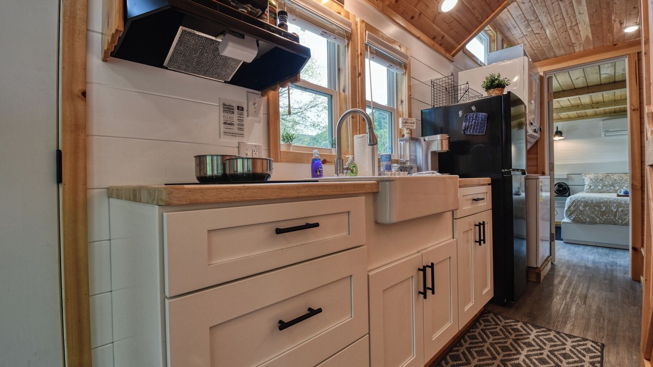 Photo of Kitchen in Cosby