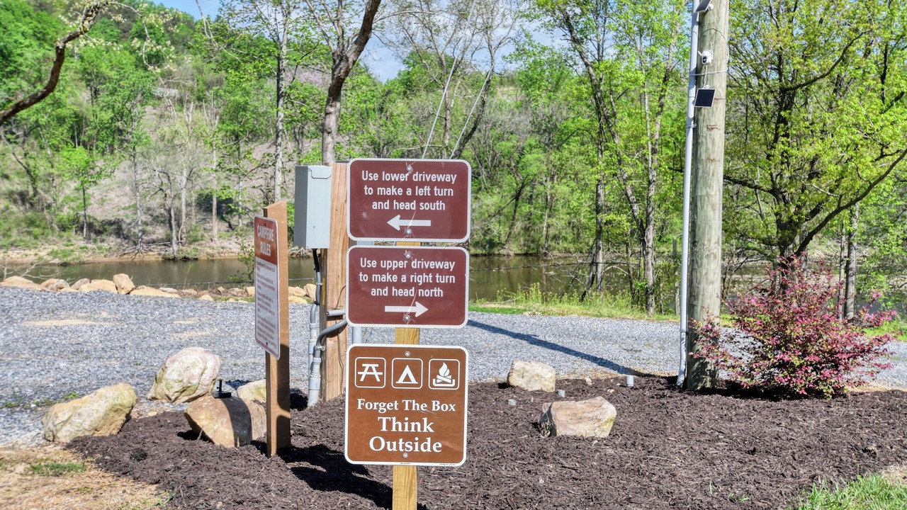 Photo of Outdoor in Cosby