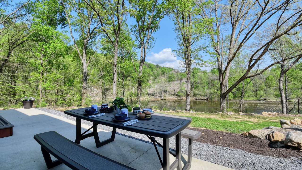 Photo of Outdoor in Cosby