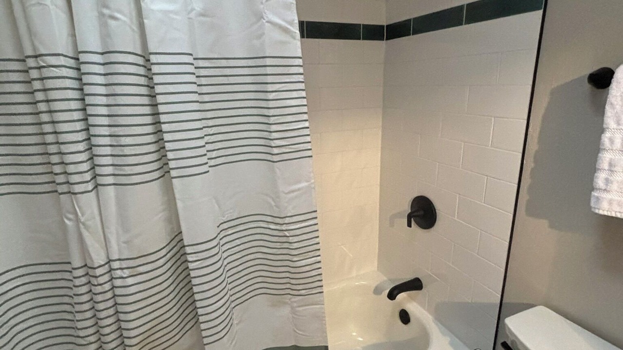 Photo of Bathroom in Allendale Area