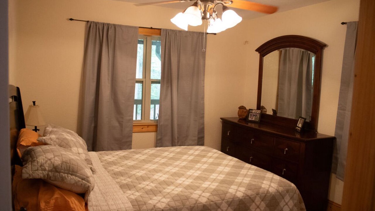 Photo of Bedroom in Dunlap
