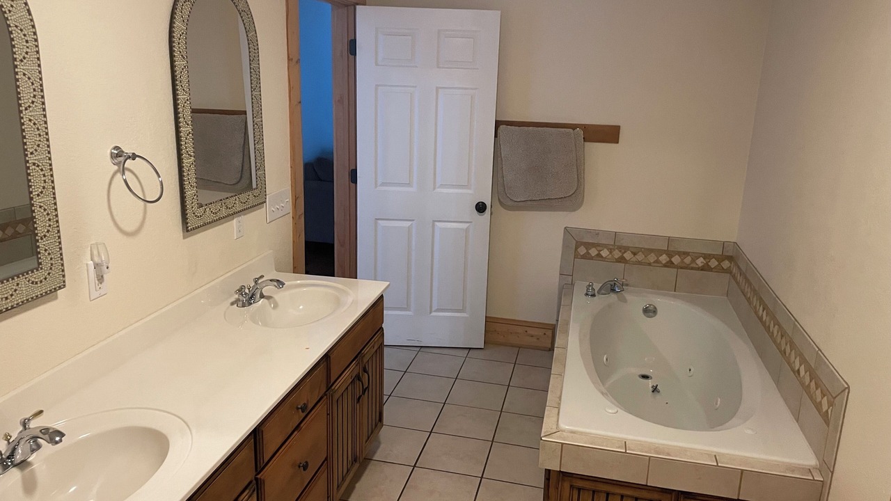 Photo of Bathroom in Dunlap