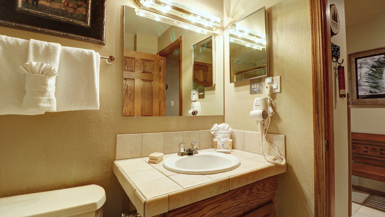 Photo of Bathroom in Copper Mountain Village