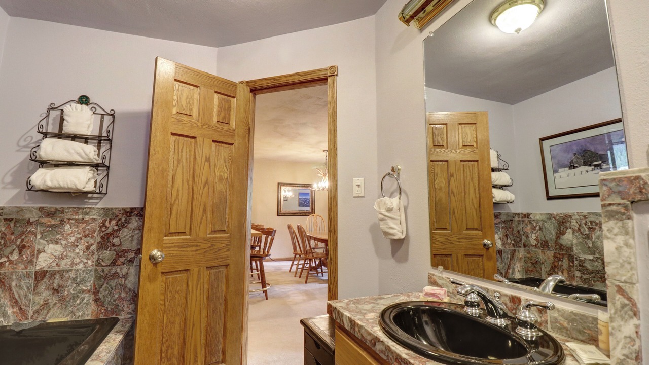 Photo of Bathroom in Copper Mountain Village