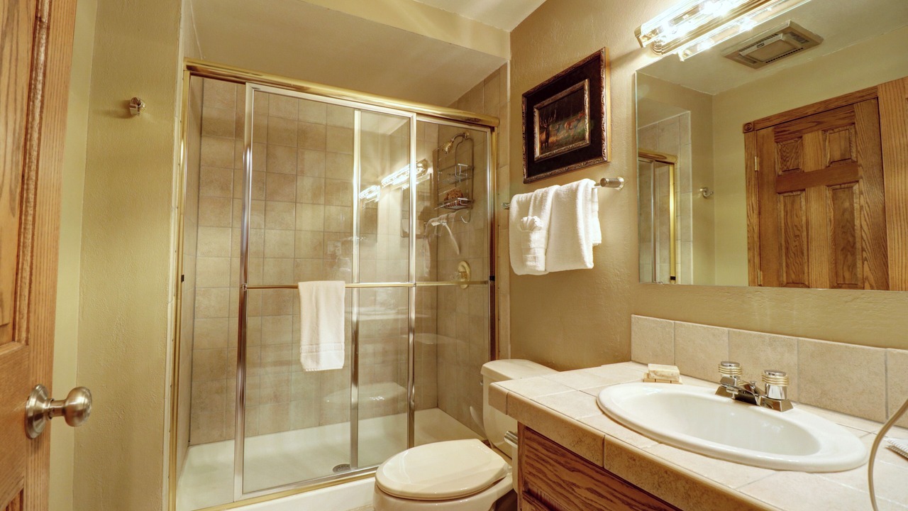 Photo of Bathroom in Copper Mountain Village