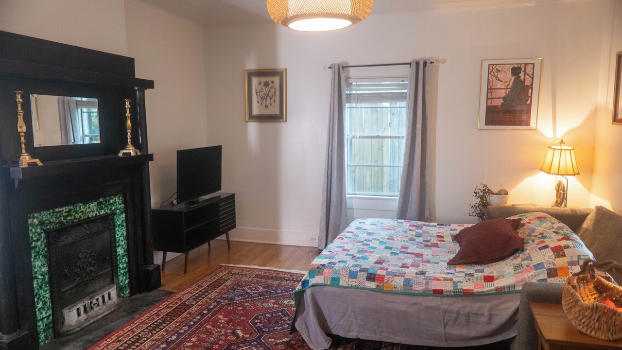 Photo of Bedroom in East End - Valley Street