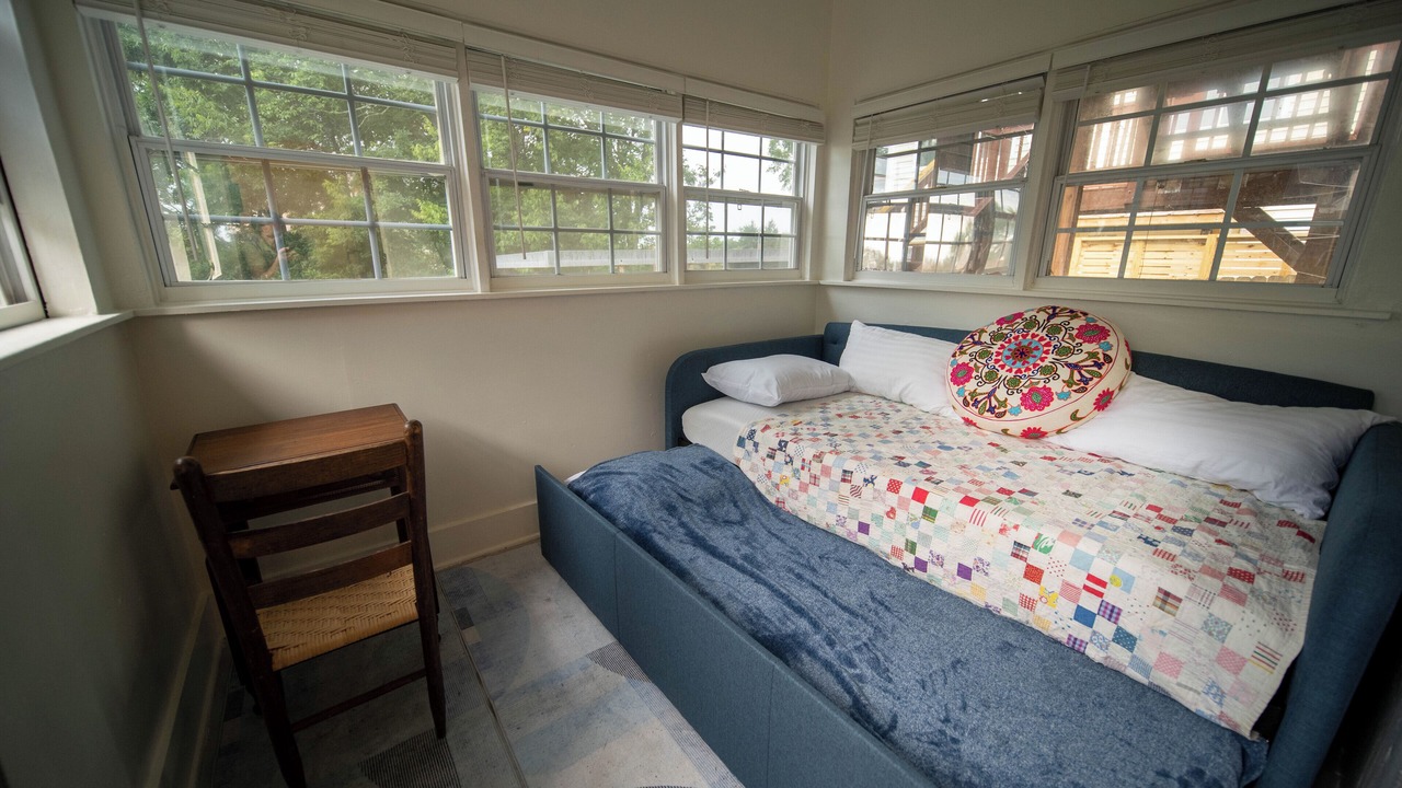Photo of Bedroom in East End - Valley Street