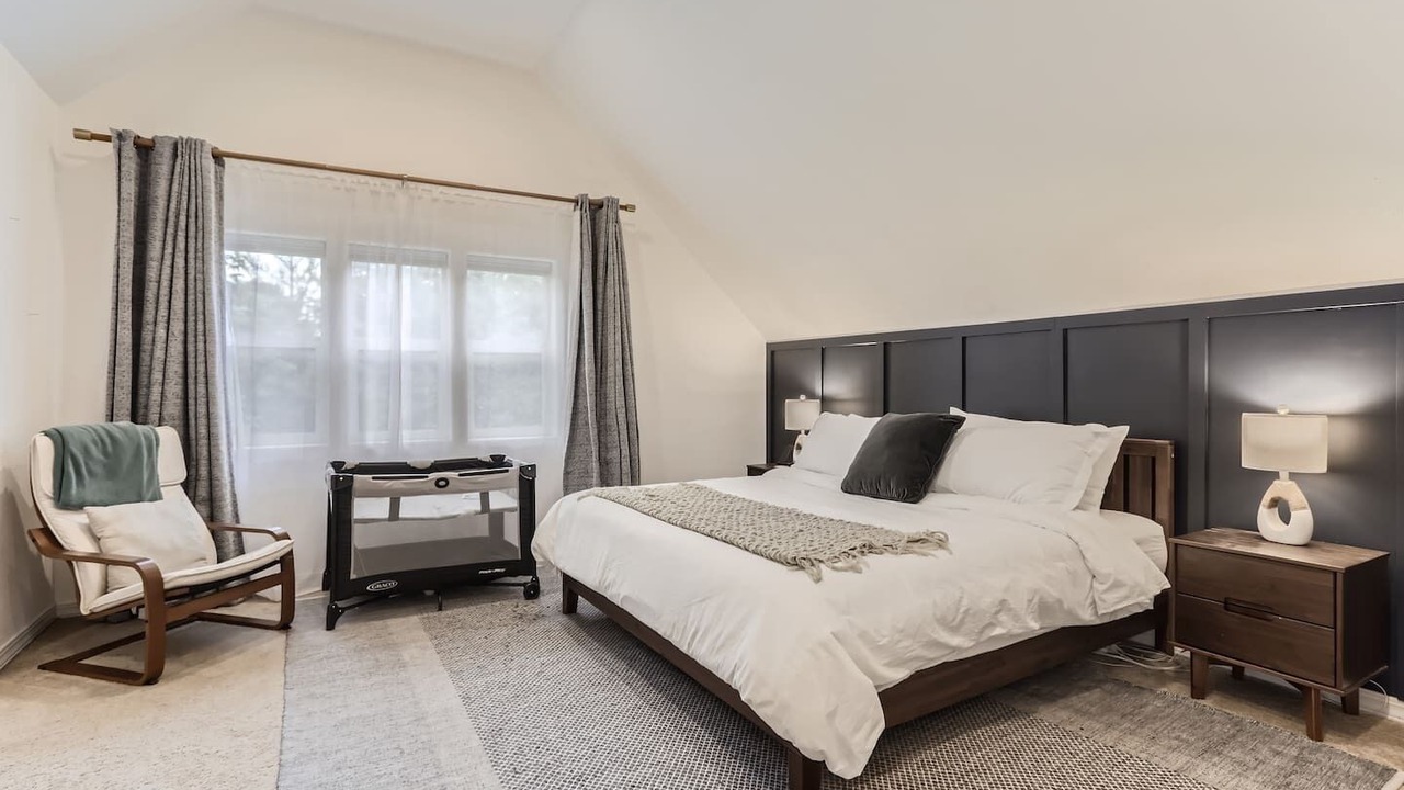 Photo of Bedroom in Whittier