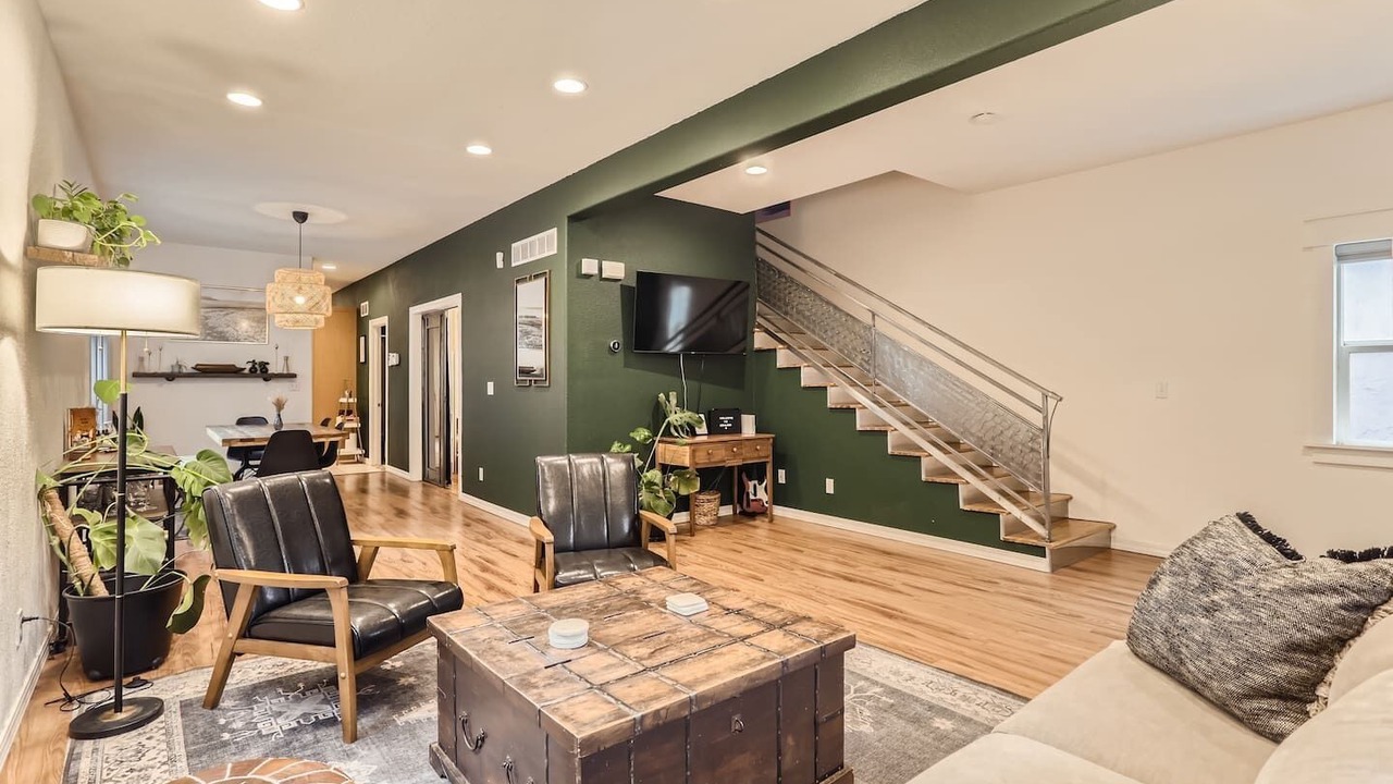 Photo of Livingroom in Whittier